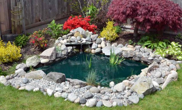 10 Minimalist Garden Designs with Stunning Small Ponds